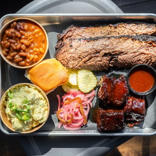2 meat, 2 sides plate